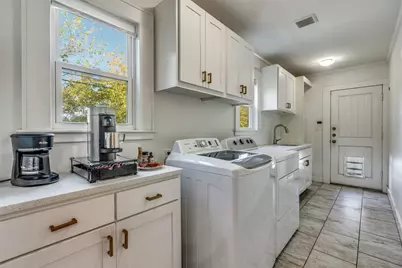 1635 Taft Street, Dallas, TX 75208 - Photo 20