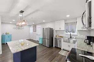 4933 Lewis Ave, Midlothian, TX 76065 - Photo 10