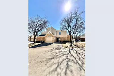 213 Cimarron Trail #1, Irving, TX 75063 - Photo 1