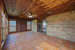 1204 Zahara St, Bowie, TX 76230 - Photo 28