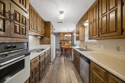 2104 Scarlet Oak Drive, Richardson, TX 75081 - Photo 8