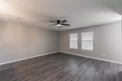 12911 Kingsgate Drive, Rhome, TX 76078 - Photo 24