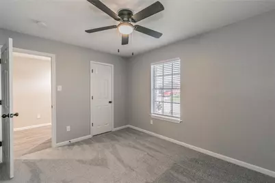 12911 Kingsgate Drive, Rhome, TX 76078 - Photo 18