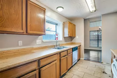 2621 Independence Drive, Mesquite, TX 75150 - Photo 10