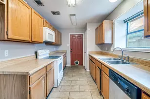 2621 Independence Dr, Mesquite, TX 75150 - Photo 8