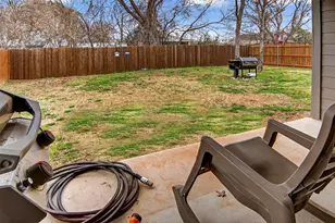 536 Bronze Cir E, Springtown, TX 76082 - Photo 26