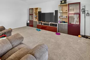 536 Bronze Cir E, Springtown, TX 76082 - Photo 6