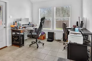 536 Bronze Cir E, Springtown, TX 76082 - Photo 14