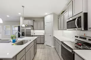 333 Alice Harney Rd, Burleson, TX 76028 - Photo 1