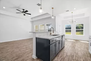 2521 NW 20th St, Fort Worth, TX 76106 - Photo 12