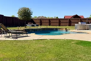 3021 Colorado Dr, Little Elm, TX 75068 - Photo 4