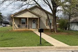 315 Water St, Whitesboro, TX 76273 - Photo 1