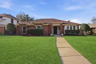 2018 Robin Hill Ln, Carrollton, TX 75007 - Photo 1