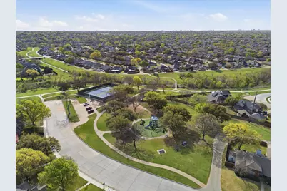 2018 Robin Hill Lane, Carrollton, TX 75007 - Photo 36