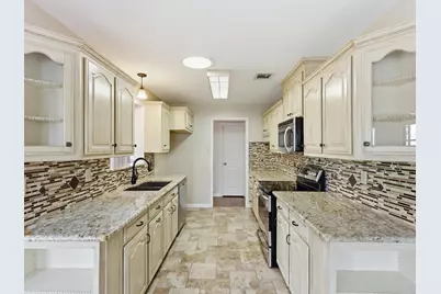 2018 Robin Hill Lane, Carrollton, TX 75007 - Photo 12