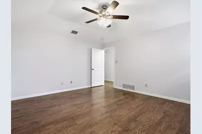 2018 Robin Hill Lane, Carrollton, TX 75007 - Photo 22