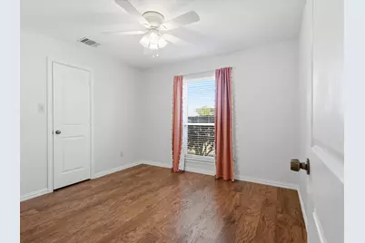 2018 Robin Hill Lane, Carrollton, TX 75007 - Photo 26