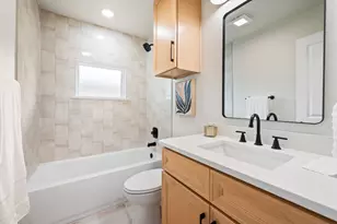 1225 Bellaire Dr, Grapevine, TX 76051 - Photo 30