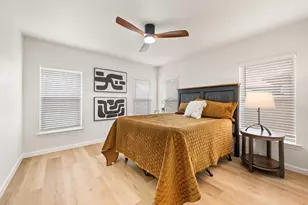 1225 Bellaire Dr, Grapevine, TX 76051 - Photo 32