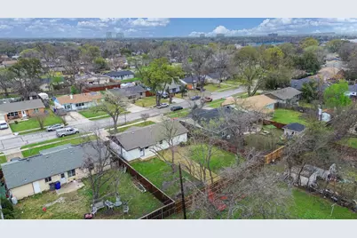 13831 Sundown Trail, Farmers Branch, TX 75234 - Photo 4