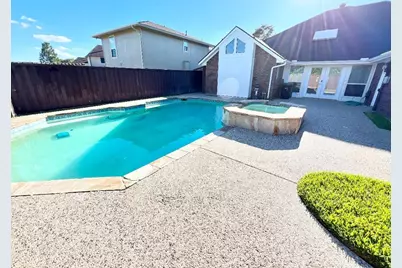 1028 Silverthorn Court, Mesquite, TX 75150 - Photo 2