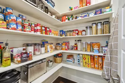 111 W Walters Street, Lewisville, TX 75057 - Photo 20