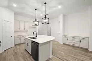 906 Madeline Ln, Cleburne, TX 76033 - Photo 8