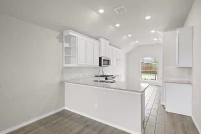 806 Misty Lane, Cleburne, TX 76033 - Photo 4