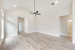 1017 River Oaks Dr, Godley, TX 76044 - Photo 10