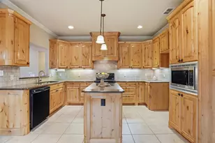 9420 Gleneagles Dr, Granbury, TX 76049 - Photo 12