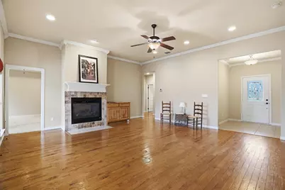 9420 Gleneagles Drive, Granbury, TX 76049 - Photo 16