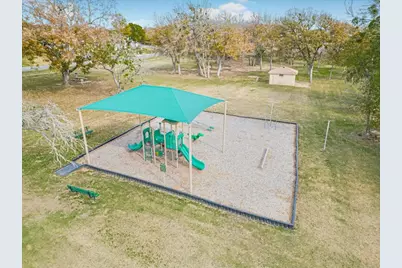 9420 Gleneagles Drive, Granbury, TX 76049 - Photo 38