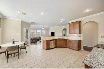 11813 Parade Drive, Frisco, TX 75036 - Photo 8