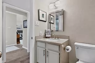 2535 Wedglea Dr, Dallas, TX 75211 - Photo 24