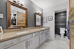 2535 Wedglea Dr, Dallas, TX 75211 - Photo 16