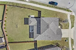 8461 Comanche Springs Dr, Fort Worth, TX 76131 - Photo 32