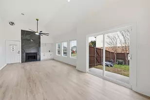 2230 Arbor Creek Dr, Carrollton, TX 75010 - Photo 4