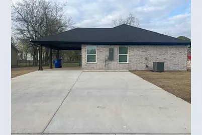 201 N Pecan Street, Whitesboro, TX 76273 - Photo 2