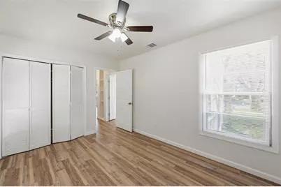 1010 Clarice Street, Grand Prairie, TX 75051 - Photo 2