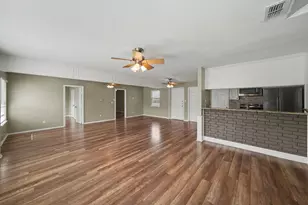 6925 Calender Rd, Arlington, TX 76001 - Photo 6