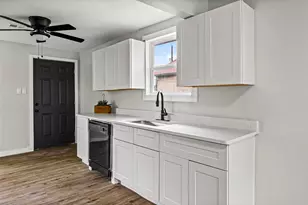 5436 Laster Rd, Fort Worth, TX 76119 - Photo 10