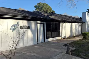 1010 Bel Air Dr, Athens, TX 75751 - Photo 32