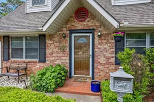 2004 Valley Ln, Arlington, TX 76013 - Photo 2