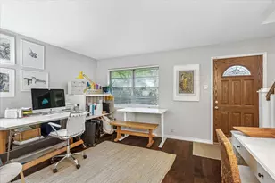 2004 Valley Ln, Arlington, TX 76013 - Photo 12