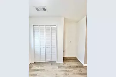 2403 Kingsford Court, Arlington, TX 76017 - Photo 8