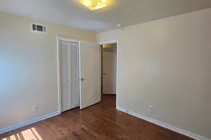 7215 Wilcox Dr, Dallas, TX 75232 - Photo 10