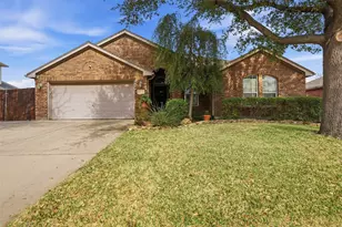 5909 Secco Ct, Fort Worth, TX 76179 - Photo 2