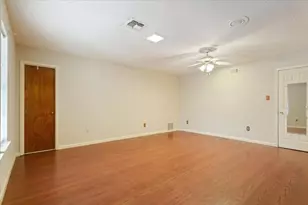 120 Wooded Crest Dr, Woodway, TX 76712 - Photo 22