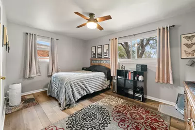 1001 Princeton Place, Cleburne, TX 76033 - Photo 16