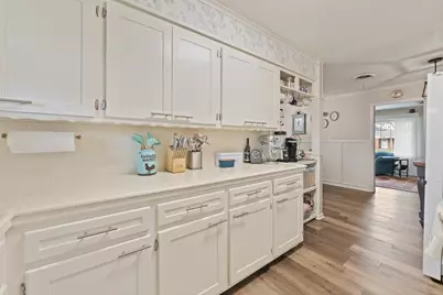 1001 Princeton Place, Cleburne, TX 76033 - Photo 14